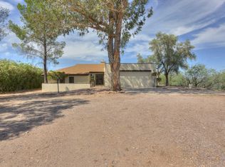 374 Gull Ct, Rio Rico, AZ 85648