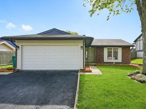 1 Fernwood Ct, Romeoville, IL 60446