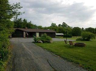 10504 N Clark Rd, Richmond, IL 60071