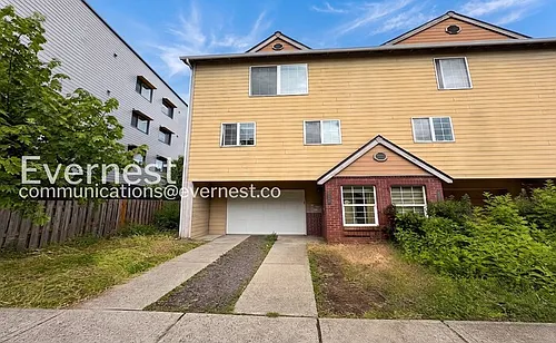 12135 SE Harold St Photo 1