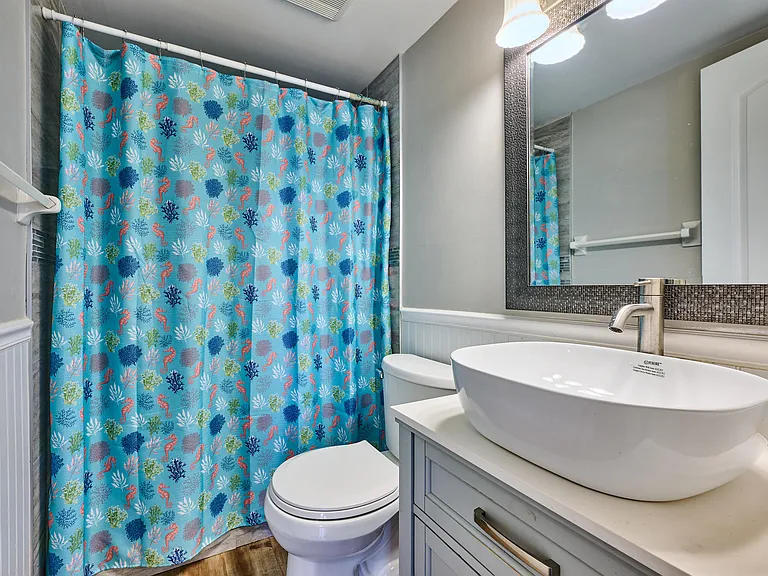 12021 W Greenway Dr — Photo 25