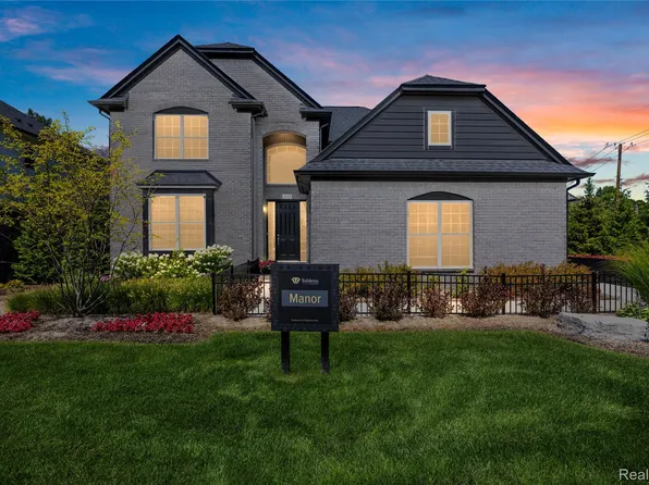2113 Kohli Dr #A13mtu, Troy, MI 48083