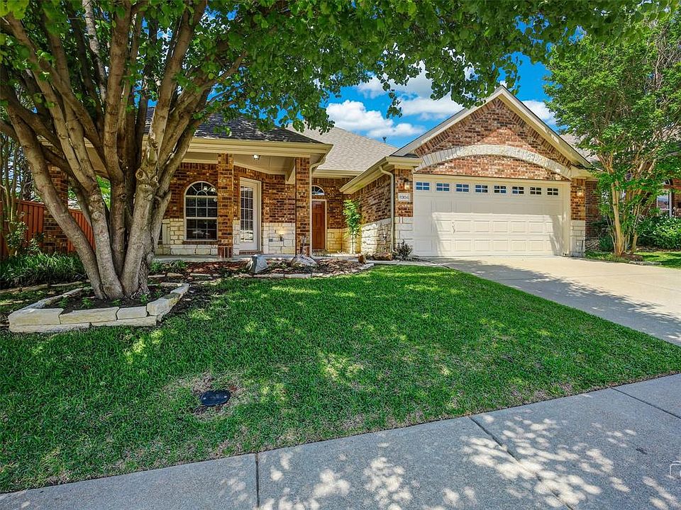 1st image of 8304 Twin Oaks Dr