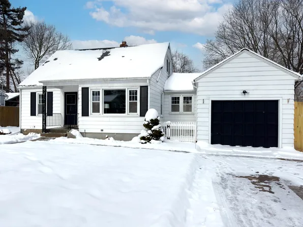 1617 Buena Vista St, Kalamazoo, MI 49001