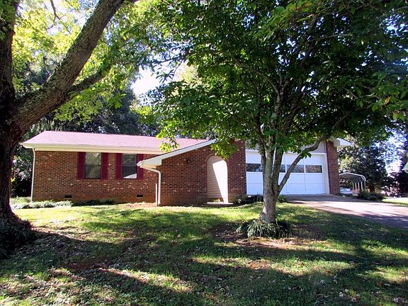 4th image of 933 Oxford Hills Dr