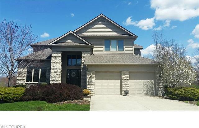 1st image of 605 Burgess Cir