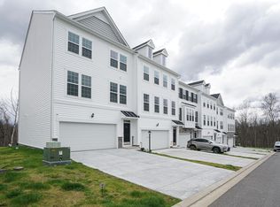 75 Dover Ct #75, Bridgeport, WV 26330
