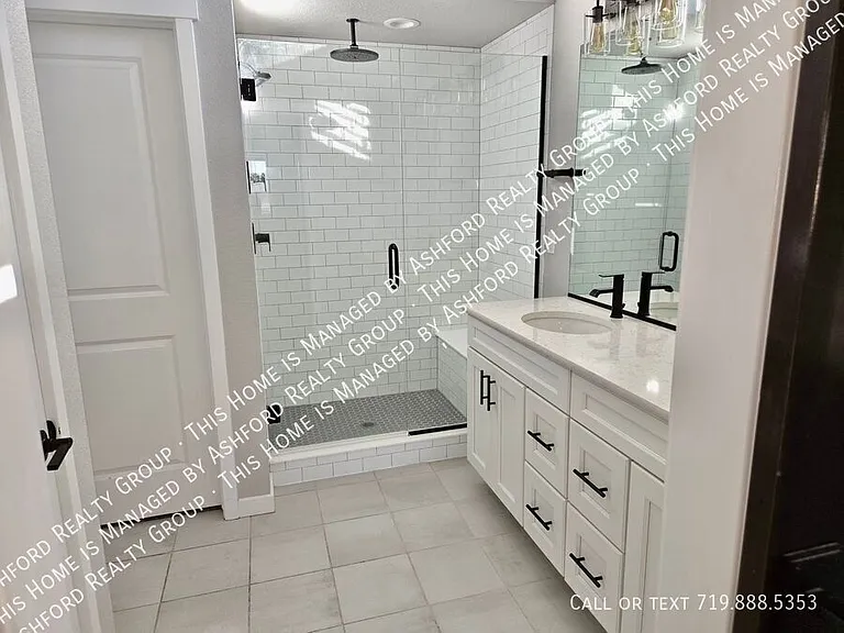 16596 Hallmark Trl — Photo 10