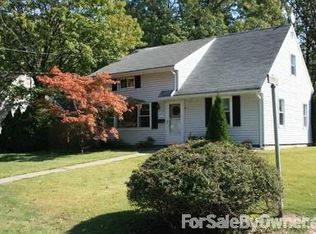 27 Hunterdon Rd, West Orange, NJ 07052