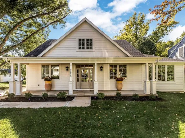 2615 W 47th Ter, Westwood, KS 66205