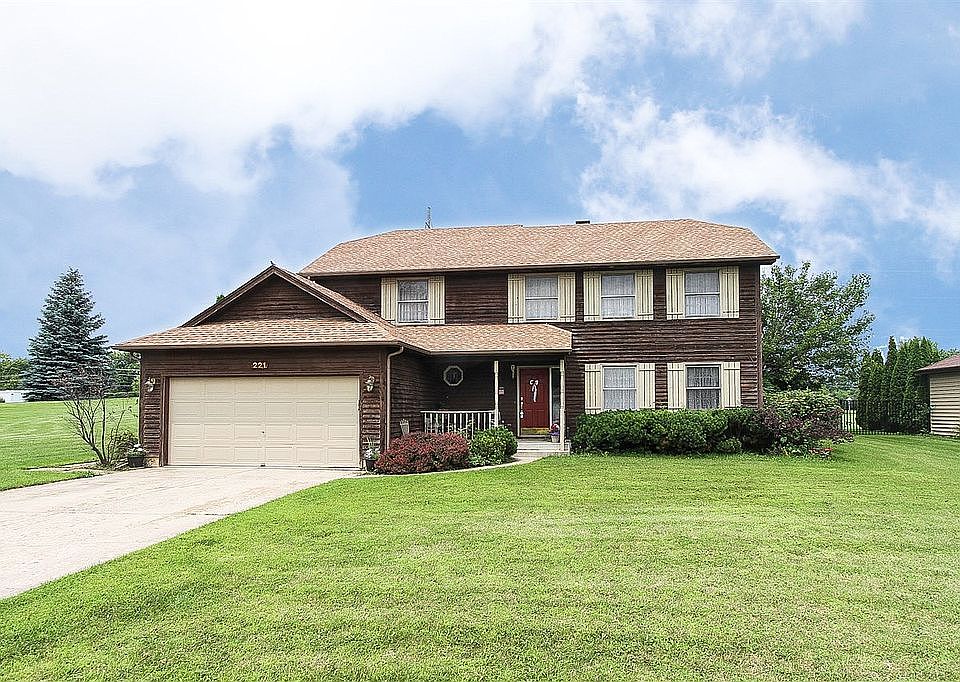 1st image of 221 Wilcox Dr
