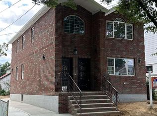 16020 78th Rd, Flushing, NY 11366