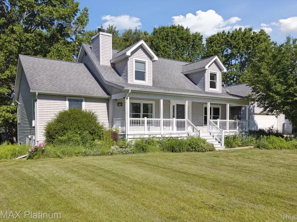 9425 Neff Rd, Clio, MI 48420