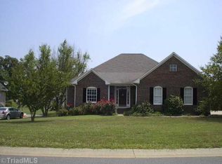 3402 Brookstone Dr, Burlington, NC 27215