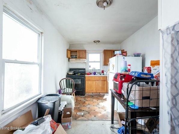 louisville-kentucky-2082374346 picture