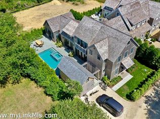 9 Pilgrim Rd #B, Nantucket, MA 02554