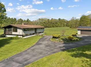 98 Field Rd, Falmouth, ME 04105