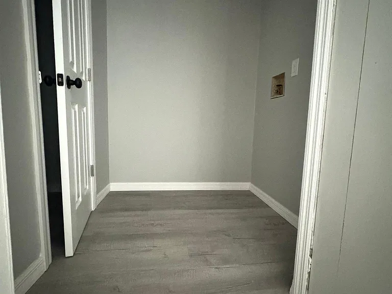 16 W Kelly St #16 — Photo 3