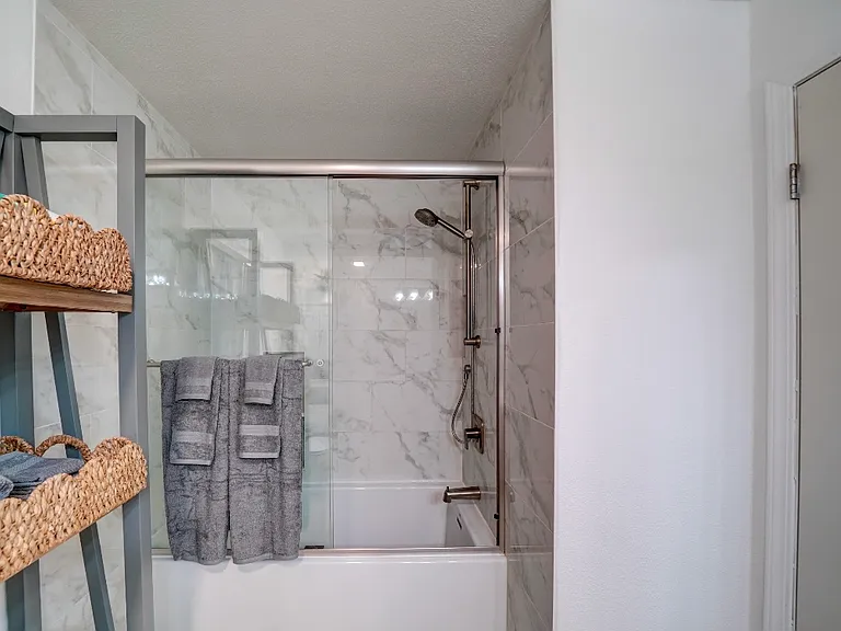 530 K St #518 — Photo 10