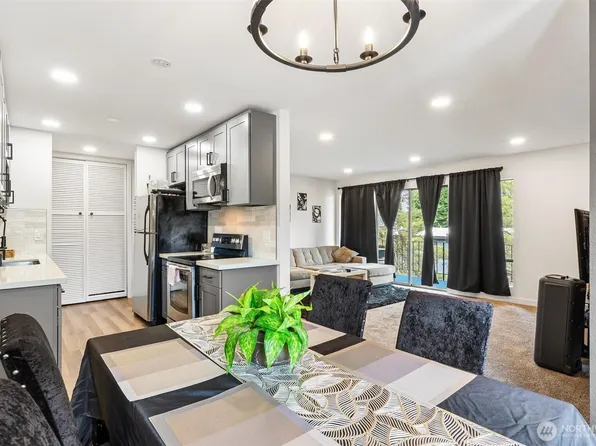 10459 Des Moines Memorial Drive S #S301, Seattle, WA 98168