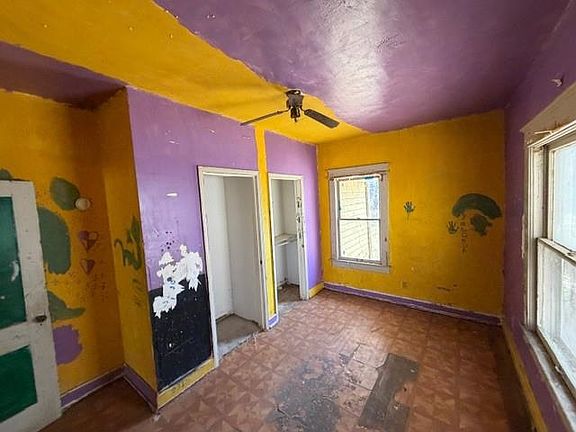 5th image of 1123 Waverly Ave