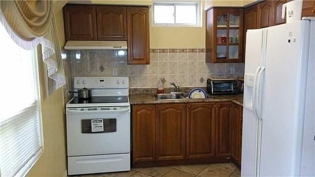 2nd image of 7266 Sandhurst Dr #Basement