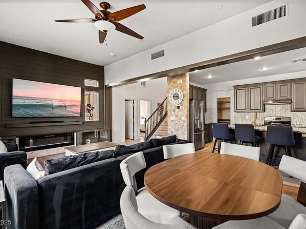 10420 Garland Grove Way, Las Vegas, NV 89135