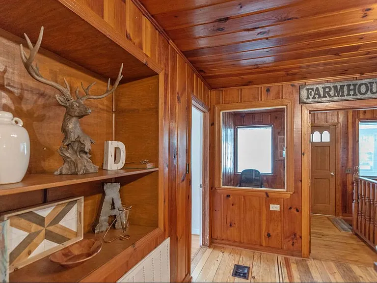 8521 Old Stage Rd — Photo 41