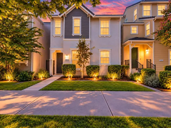 11013 International Dr, Rancho Cordova, CA 95670