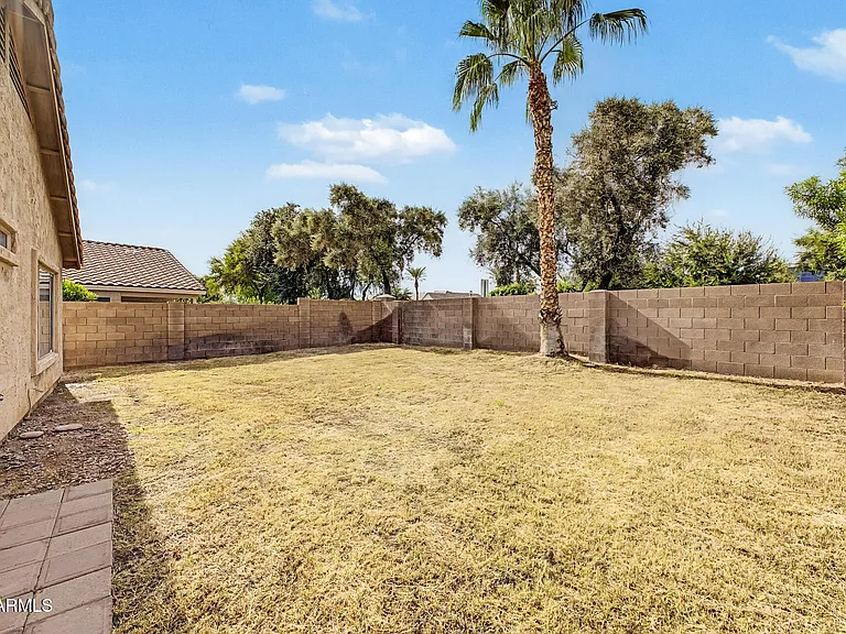 3290 E Juanita Ave — Photo 27