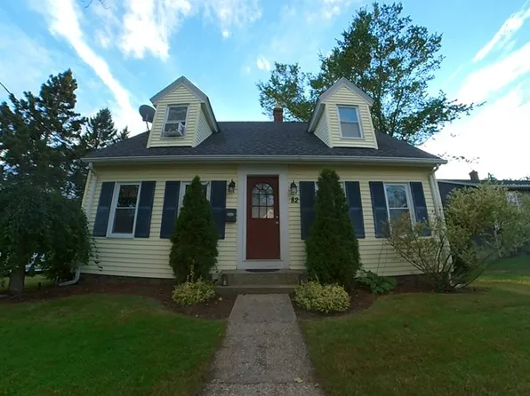 82 Elm St, Baldwinville, MA 01436
