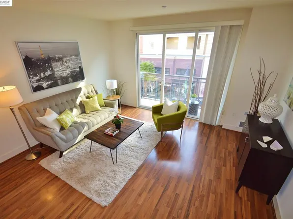 1502 Brunswig Ln #94, Emeryville, CA 94608