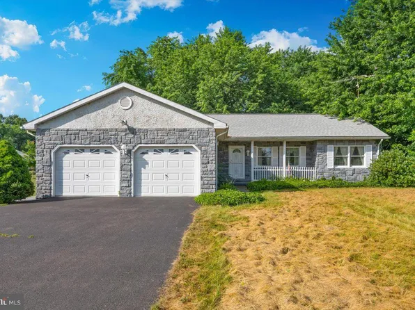 13751 Barnhart Rd, Clear Spring, MD 21722