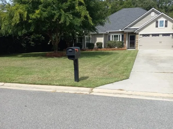 3925 Brookfield Dr, Valdosta, GA 31605