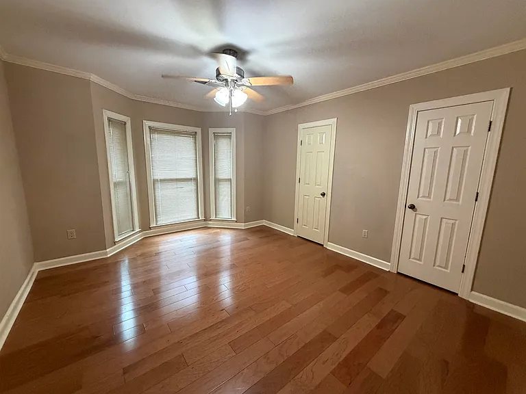 956 Rolling Oaks Ln — Photo 21