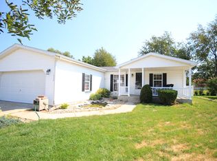 1532 Laurelwood Dr, Elkhart, IN 46516