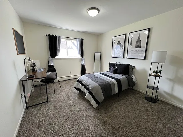The Edge at 1815 Apartments — Photo 11
