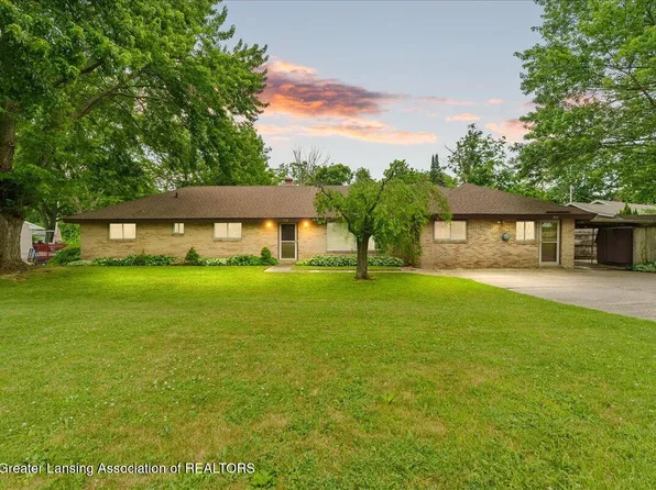 918 Bon Air Rd, Lansing, MI 48917