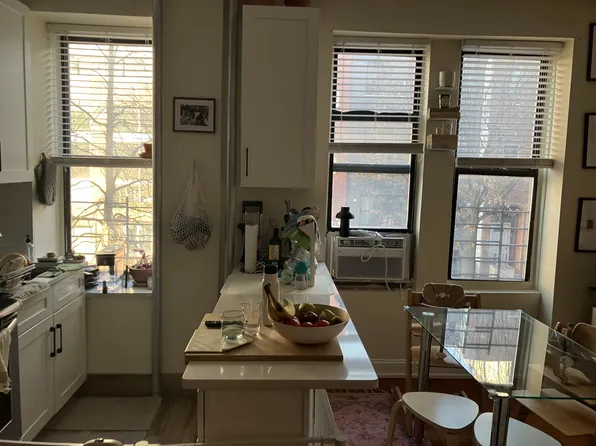 56 Stagg Street image 1 of 9