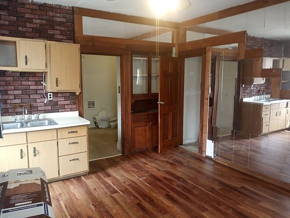 5th image of 5238 Louisiana Ave Unit 1