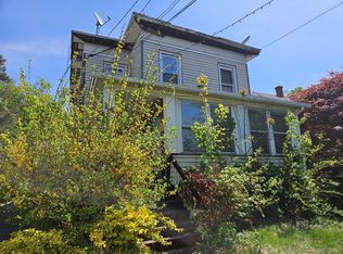 14 Walnut St, Middletown, CT 06457