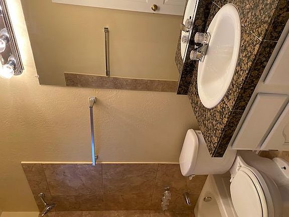2nd image of 14245 N Fountain Hills Blvd Unit 1-2