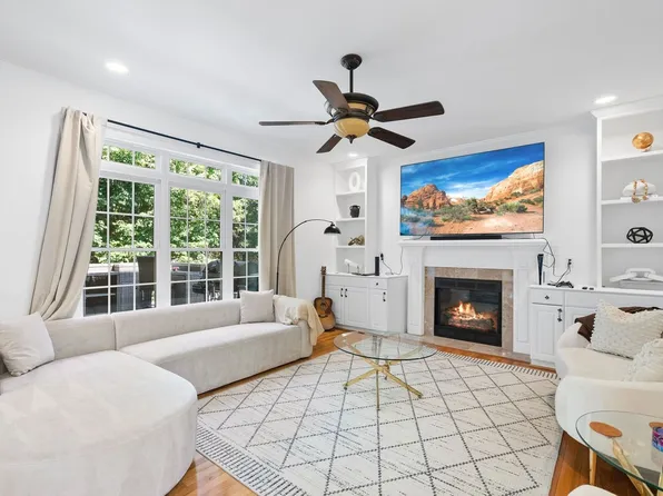 7829 Harps Mill Woods Run, Raleigh, NC 27615