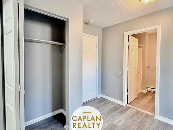 3rd image of 1407 Chapel St #36