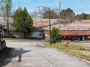 4962 Redan Rd, Stone Mountain, GA 30088