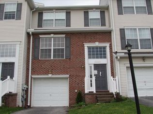 1363 Wanda Dr, Hanover, PA 17331