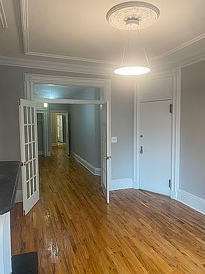 2nd image of 1621 2nd Ave APT 3S