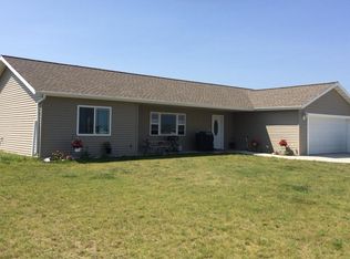 5214 Fireside Dr NW, Bemidji, MN 56601