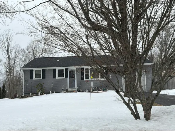 34 N Pleasant Rise, Brookfield, CT 06804