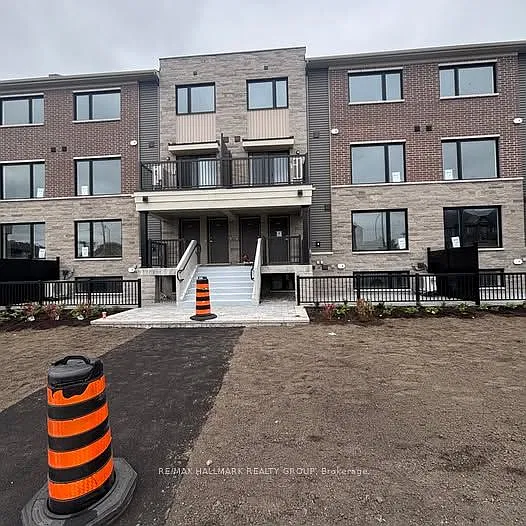 2 bed, $2,195 — Photo 1